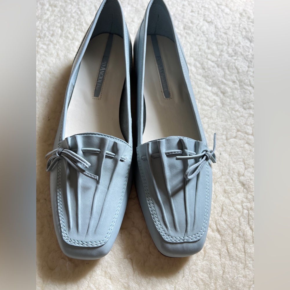 Enzo Angiolini New Sky Blue Liberty Leather Loafers Pleated Vamp US 8N Like New